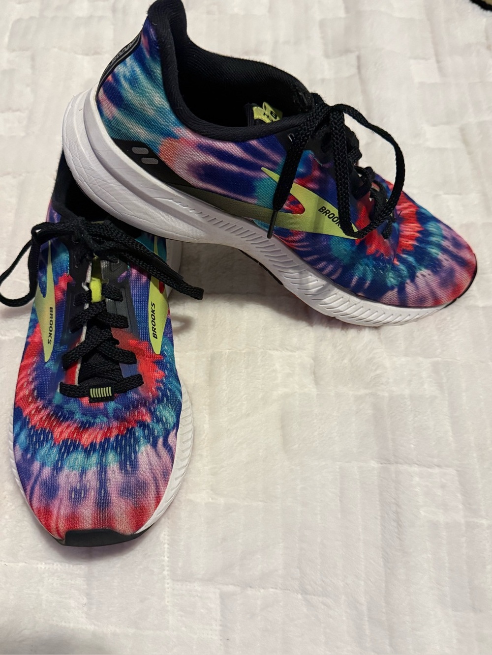 Brooks Launch 8 Speed Neutral Tie-Dye Running Shoes Women’s size 7